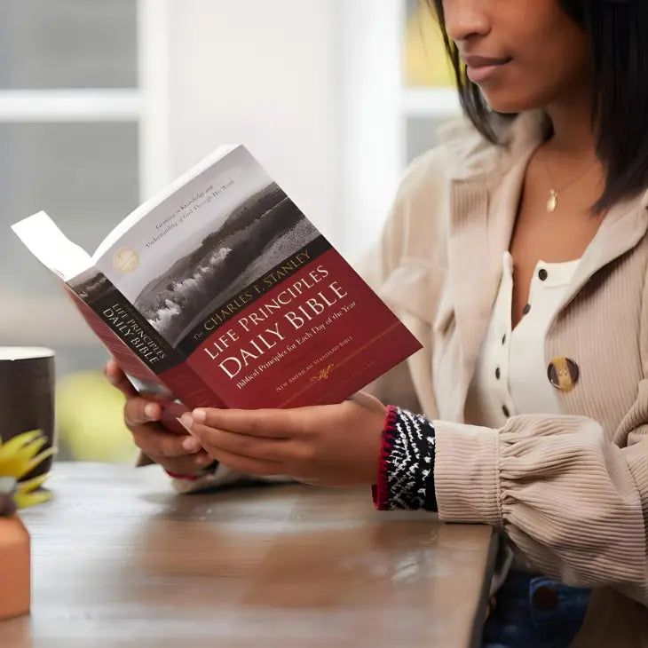 Life Principles Daily Bible