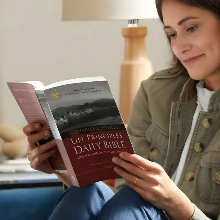 Life Principles Daily Bible
